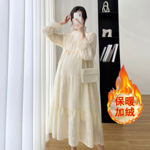 Pregnant women plus velvet backing lace dress knee-high women autumn and winter net red fashion large size loose half-height collar fairy dress