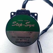 Bargaining spot stepping motor 103H8221-0445