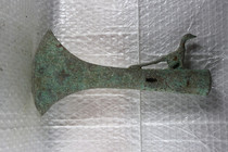 Imitation ancient bronzeware Xiang Tomahawk Tomahawk workmanship fine red spot green rust collection Jiapong ancient play miscellaneous pieces 
