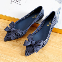 2022 Brazil New Waterproof Rain Shoes Pointed Butterfly Knot Hollowed-out Sandshoes Breathable Flat Bottom Beach Shoe Jelly Shoes Woman