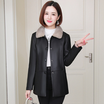 The new mom Haining skin coat of Sheep coat in 2022 winter new mink fur in the middle - aged mom Haining skin coat short