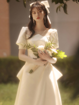 French light wedding dress 2021 new bride temperament simple princess style satin tail small man wedding dress