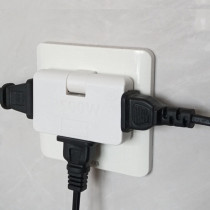 Export Japan rotating one drag three travel portable portable socket converter power conversion plug extender