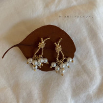 Talan Rope Knot Small Pearl Small Crowd Design Personality Earrings Woman Autumn Winter New Wave Baroque Ear Clip