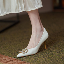Givenivan didnt hold back taking a look at it~Rhinestone buckle high heels womens thin heels temperament single shoes pointed