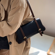 Retro literary hand-made 2021 new bag female high-end sense wild niche design net red handbag