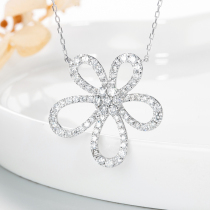 Mrs. Liao Jewelry 18K Platinum Flower Diamond Necklace Womens Big Flower Real Diamond choker Neck Jewelry Customized