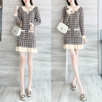 Baby collar small fragrant wind inside with plaid dress 2021 autumn casual temperament age straight tube bottom fishtail skirt