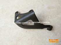 Applicable to Huanglong BJ600GS-3 TNT BN600I pull plate clutch wire fixed bracket clutch bracket