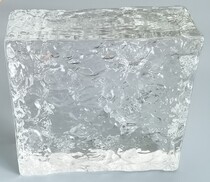 Hot Melt Glass Brick Partition Wall Transparent Square Crystal Brick Ice Crystal Grain Ultra White Solid Glass Brick Manufacturer Customised