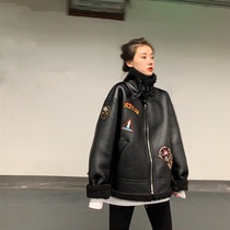 Lamb coat women winter little man 2021 New Korean version loose plus velvet padded short leather Machine car suit tide