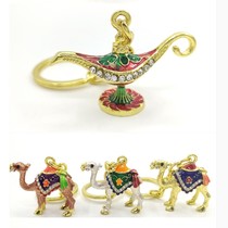 The new Dunhuang camel keychain alloy diamond pendant metal mobile phone chain wrapping chain cultural and creative tourism commemorative gifts
