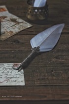 Retro quill pen set carved pen rack decorated gourmet still life photography props (second shop prop shop)