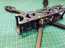  Snail rack second generation 210 explosion-resistant 5mm thick through machine Huafei carbon fiber ultra-small and strong johnny