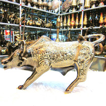 Handicraft direct selling Pakistani bronze sculpture animal kaiwangcai Wald Street cow gift living room porch ornaments