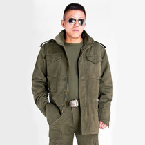 The new casual mens outdoor military fan windbreaker M65 cotton windbreaker plus velvet in the long autumn and winter thick windbreaker army green 933