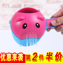 Baby shampoo cup baby bath water scoop water scoop shower shower water spoon children water scoop plastic thick
