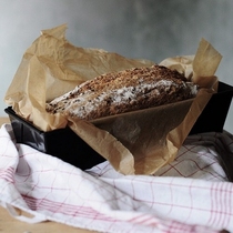 Liangyuan Jing character single red stripe plaid cotton linen scarf small tablecloth kitchen napkin meal mat tea towel towel