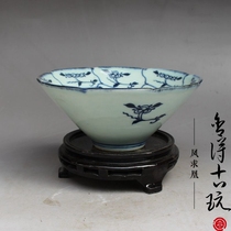 Jingdezhen porcelain bowl Hand-painted blue and white floral pattern hat bowl antique antique antique old porcelain decoration collection