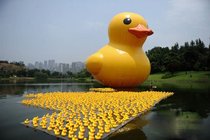 Water Rhubarb Duck Inflatable Rhubarb Duck Hong Kong Rhubarb Duck Water Park Water Toy Cartoon Air Mold