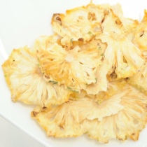 Buy one send a Leaf Corp low temperature baking Small moving material Hair Nourishment Mini Okinawa Pineapple Dry 30g