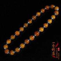 Tibetan antique old goods Tibetan old beeswax necklace Tibetan silver Buddha bead rosary early acquisition of old objects handheld bracelet