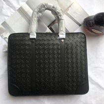 Woven briefcase new shoulder shoulder bag Business Mens Hand bag leather leisure computer bag large capacity