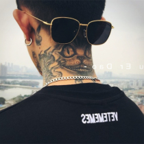 Retro style square frame sunglasses mens trend Phnom Penh couple sunglasses Female driver polarizing mirror shooting accessories