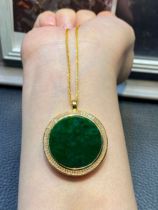 Pure natural jadeite A goods fidelity original ore support re-inspection ladies pendant sweater necklace round safe buckle