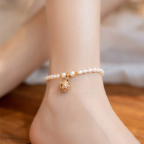 Original ins niche design advanced pearl bell foot chain women's 2022 new ankle chain winter ancient style