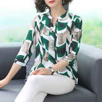 Mother Dress 2022 New Spring Clothing Middle Aged Womens Clothing Middle-aged Snowspun Foreign Air Minder Age T-shirt 50 Years Old