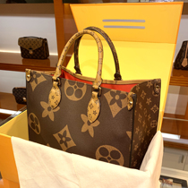 Hong Kong luxury leather womens bag old flower double-sided color color shopping bag shoulder Big Bag tote bag tote bag tide