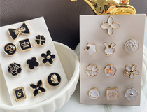  Big honey honey jewelry Jewelry Necklace Bracelet Diamond jewelry Corsage brooch Sweater chain Welfare