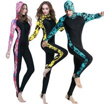 Couple jellyfish suit one-piece sunscreen diving suit UV snorkeling long sleeve trousers for men and women with cap quick drying swimsuit