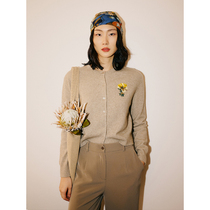 Small insects must be defeated Quannet poison sale New Zealand broom tail bag mink series hand embroidered knitted cardigan 6-color