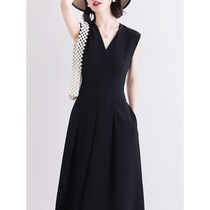 MAJE KARA French vintage V-neck sleeveless dress summer 2021 New temperament elegant goddess Fan little black dress