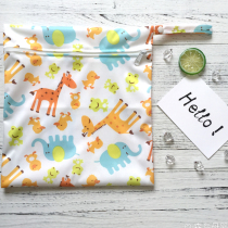 Baby diaper bag out diaper storage portable storage bag baby waterproof kindergarten dirty clothes waiting for delivery bag
