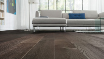 Three-layer solid wood deep carbonized oak single board