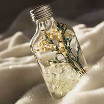 Eternal flower floating bottle Plant floating bottle Mineral oil Eternal dried flower ornaments Photo props Bedroom decoration ornaments