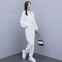 2021 Spring and Autumn New Sports Leisure Age foreign atmosphere Net red fried street suit white sweater pants two-piece female