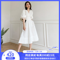 White bubble sleeve dress 2021 summer French retro temperament commuter medium long high waist goddess fan tea break skirt