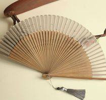 Moon fan classical retro wind 6 6 inch womens fan portable folding fan Cool fan Daily folding fan Light gray fish