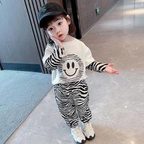 Girls spring suit 2021 new Korean version of the female baby Western style spring and autumn net red childrens two-piece childrens clothing children