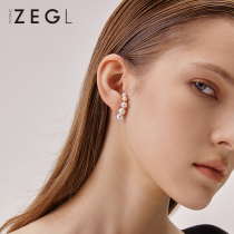 ZENGLIU high-end elegant imitation pearl earrings womens row earrings French light luxury retro small fragrance earrings