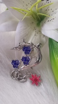 FF14 Self-made brain hole around the white demon professional volume spectrum lily flower volume spectrum metal brooch badge