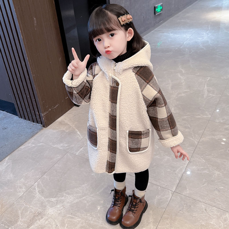 女童秋装冬季加绒加厚格子外套洋气儿童装女宝毛毛衣保暖韩版百搭
