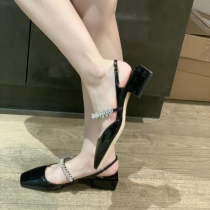 2022 Spring new water drill thick heel Thick Bottom Retro Mary Precious Shoes Woman BUTTON HEAD SANDAL SANDAL SANDAL SHOES
