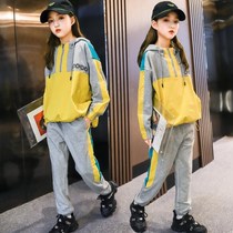 Girl Set 2021 Korean version of new female middle school children 12 years old junior high school students fashion sports two-piece childrens clothing women