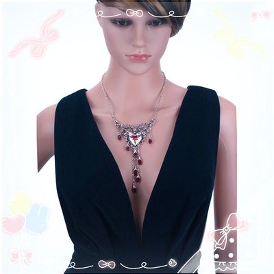 taobao agent Japanese red Christmas necklace, pendant, Lolita style, punk style