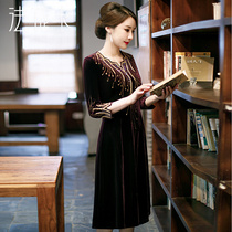 Autumn golden velvet dress wedding mother dress high-end mother-in-law wedding banquet dress middle-aged Noble foreign womens clothing